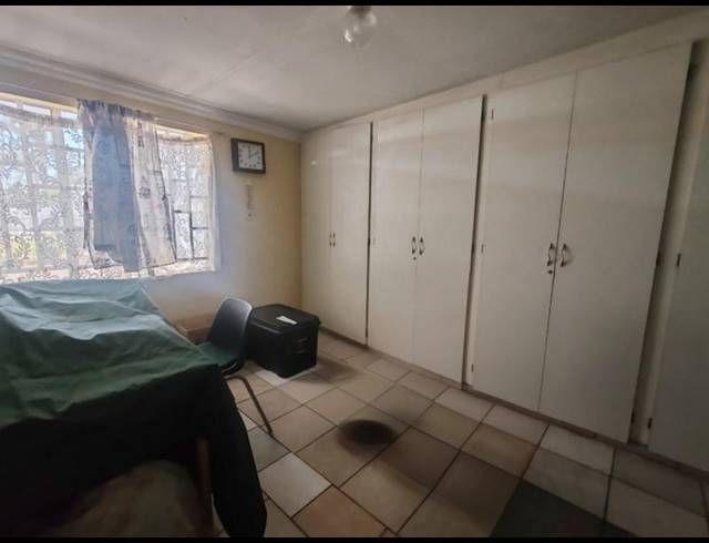 3 BEDROOM HOUSE FOR SALE IN DASPOORT ESTATE